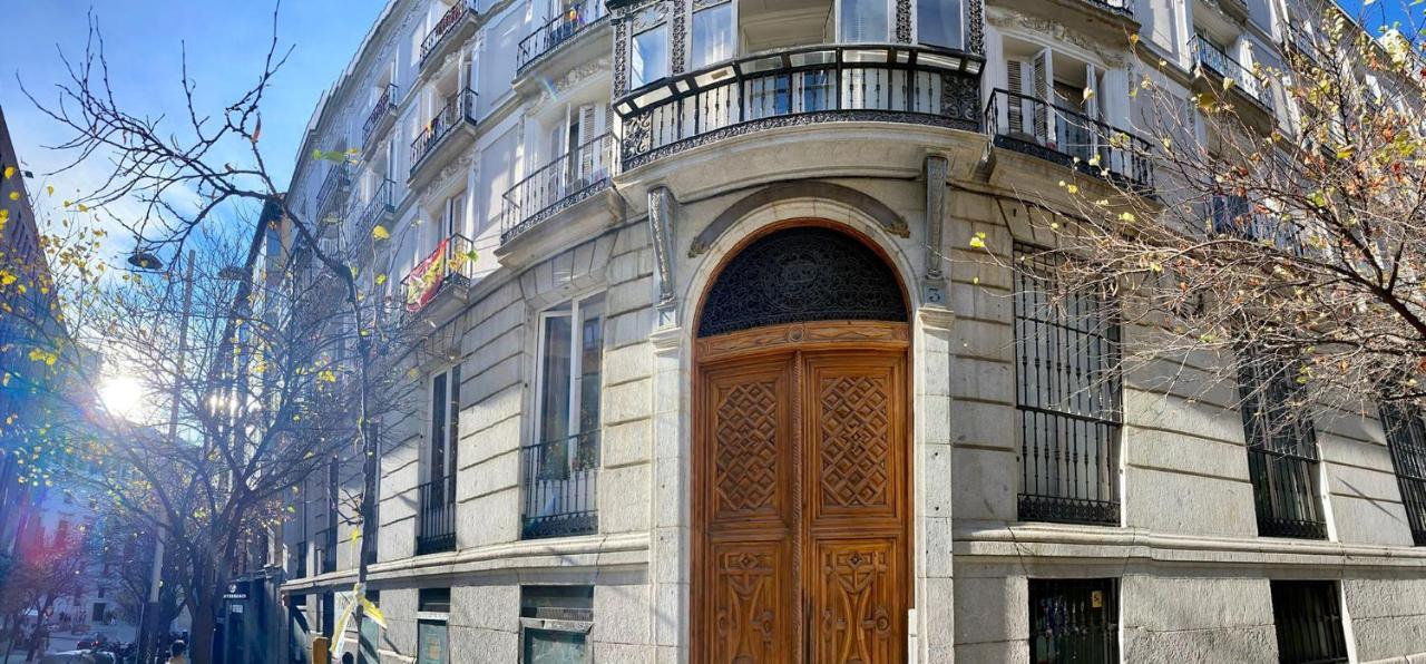 Opera Roost Otel Madrid Dış mekan fotoğraf