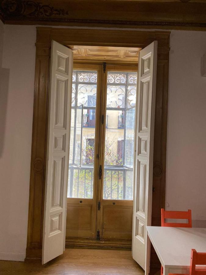 Opera Roost Otel Madrid Dış mekan fotoğraf