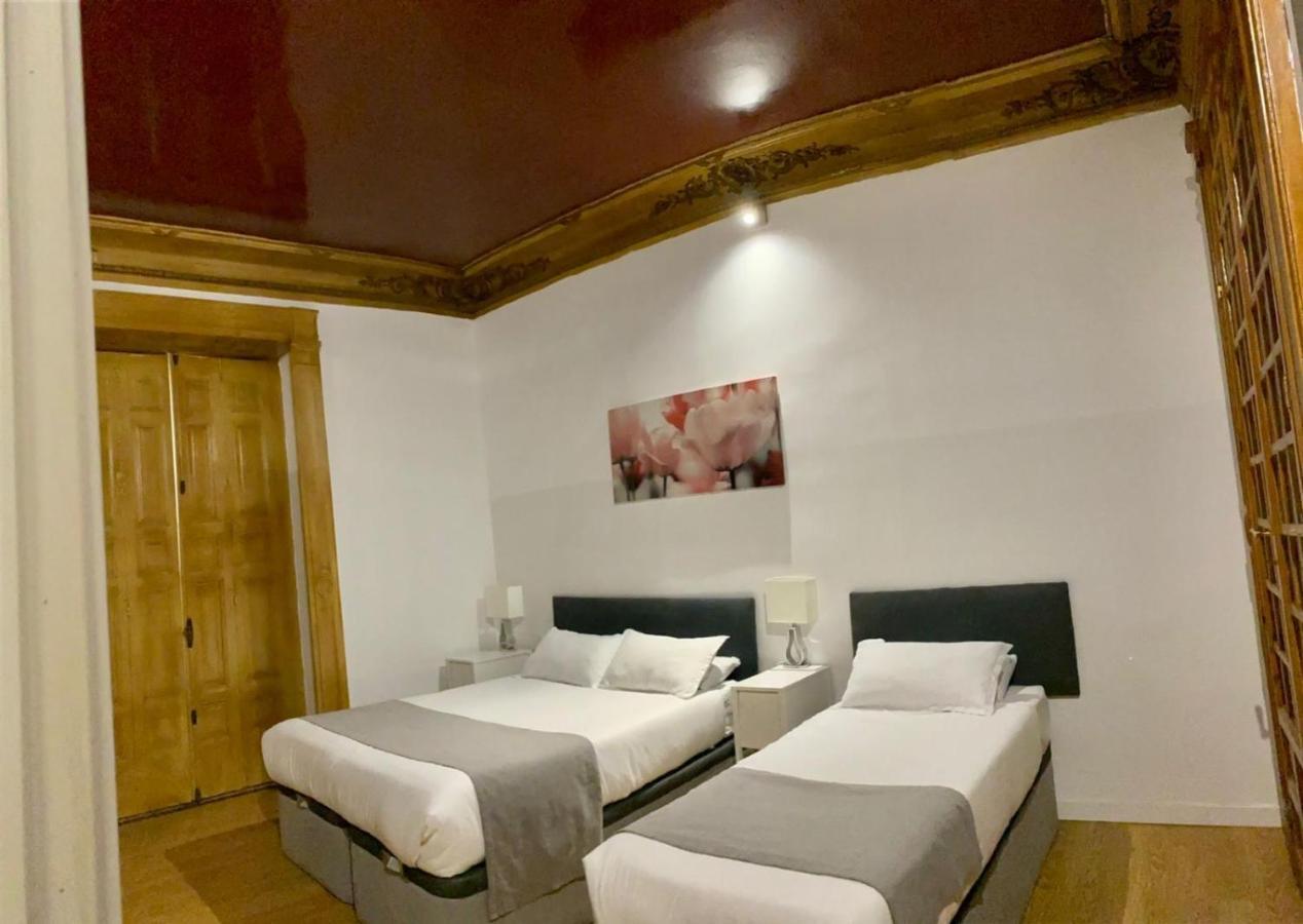 Opera Roost Otel Madrid Dış mekan fotoğraf