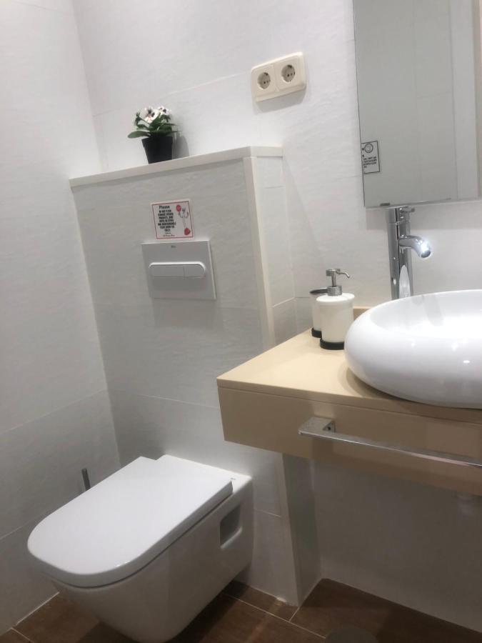 Opera Roost Otel Madrid Dış mekan fotoğraf